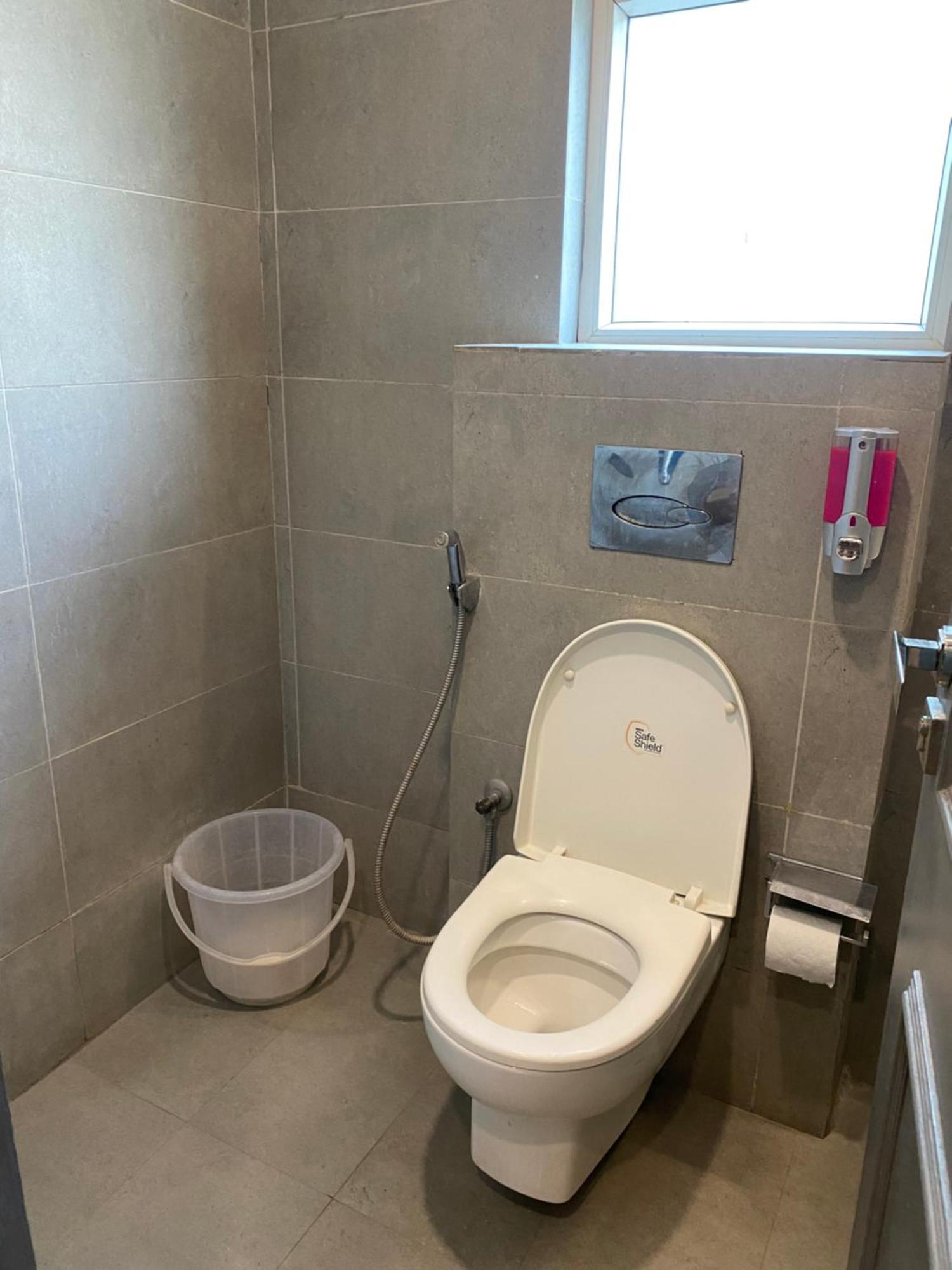 Qotel Hotel Ip Residency East Delhi Preet Vihar Nueva Delhi Exterior foto